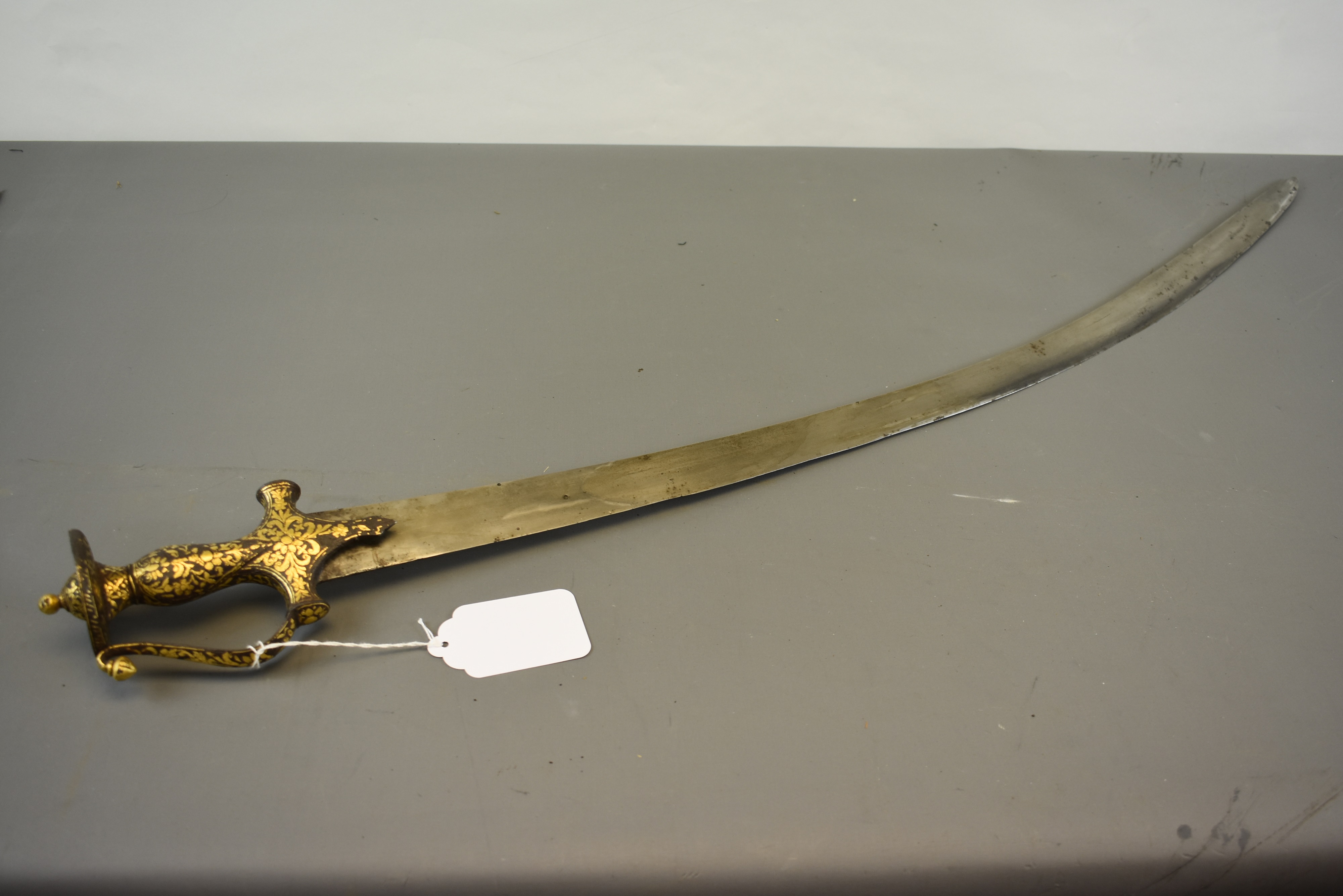 Lot 48 - A LATE 18TH CENTURY INDIAN SIKH TULWAR,