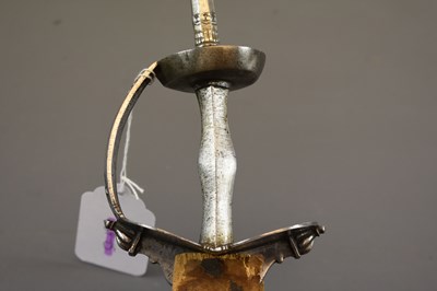 Lot 47 - AN 18TH CENTURY INDIAN FIRANGI OR SWORD FROM THE BIKANER ARMOURY
