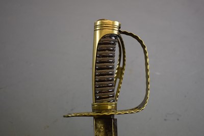 Lot 135 - A FRENCH OFFICER'S FOLDING ATTACK HILT SWORD