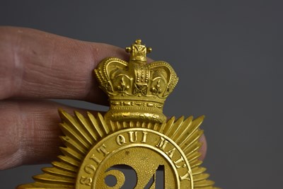 Lot 782 - A 24TH REGIMENT OF FOOT VICTORIAN OFFICER'S QUILTED PATTERN SHAKO PLATE