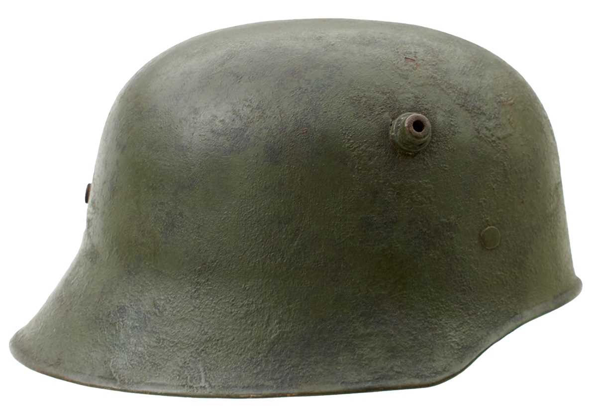 Lot 777 - A SCARCE FIRST WAR PERIOD TURKISH STEEL HELMET